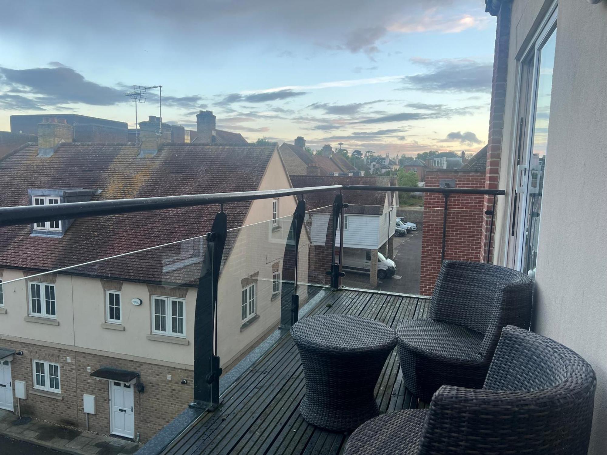 Broadway'S Canterbury City Escape Zewnętrze zdjęcie